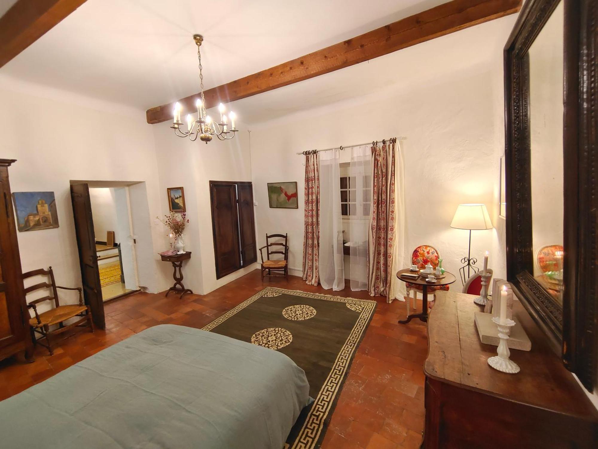 Bed and Breakfast Rue Du Chateau A Cabrieres D'Avignon Экстерьер фото