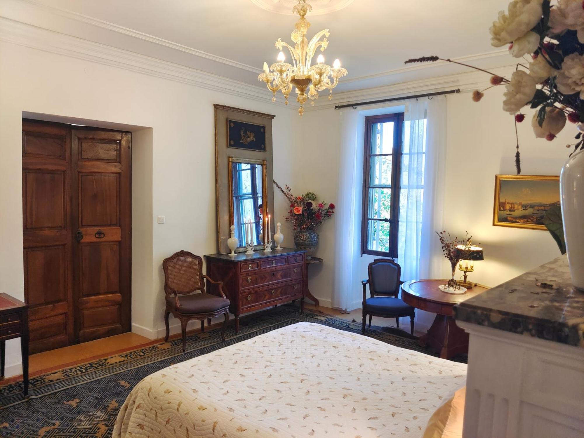 Bed and Breakfast Rue Du Chateau A Cabrieres D'Avignon Экстерьер фото